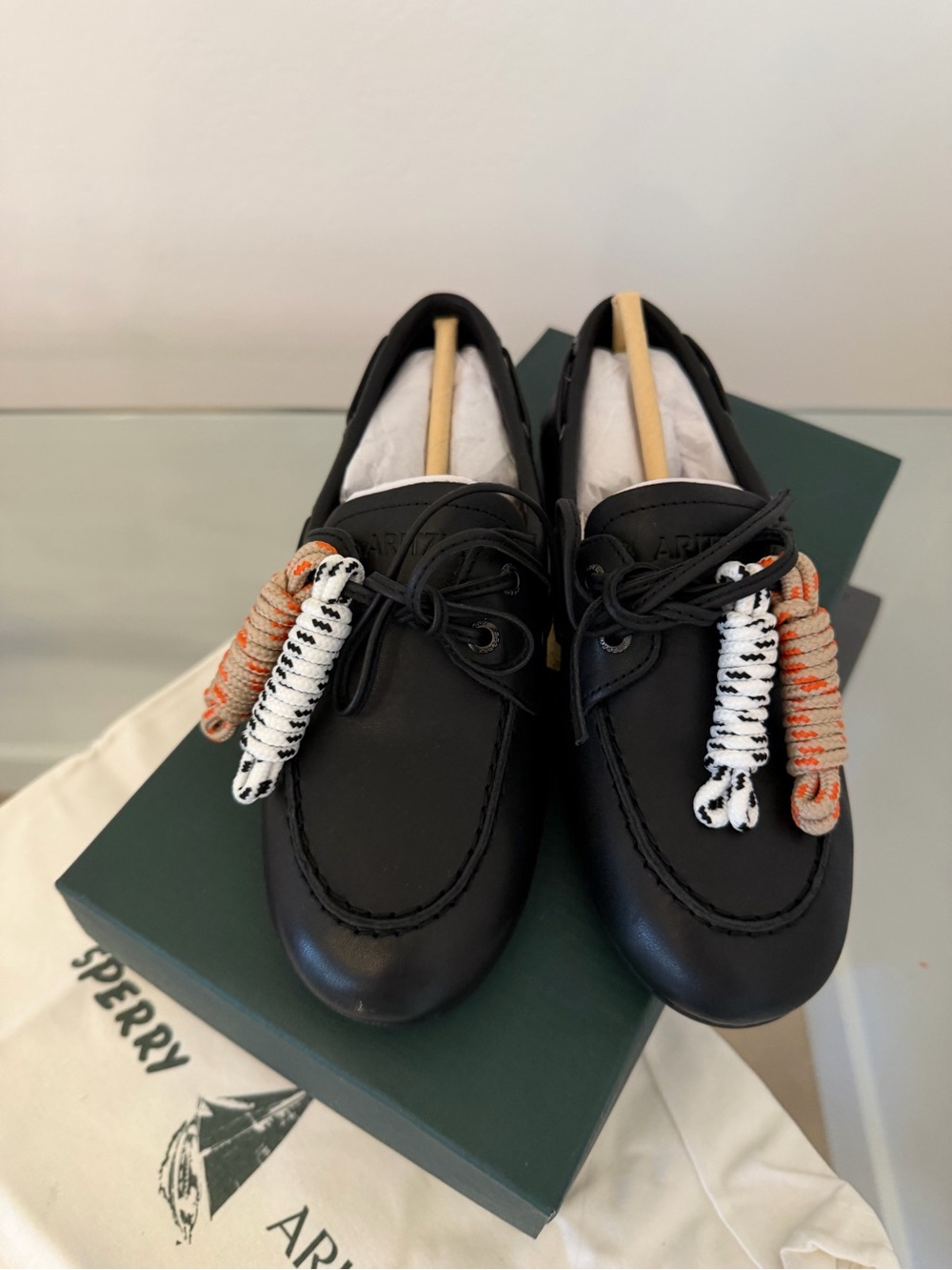 Sperry x Aritzia Slim Boat Shoe Black Leather Size 5 NIB